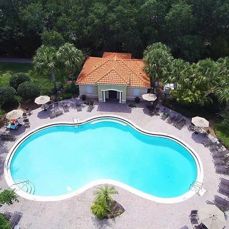 Family Friendly Four Bedrooms 5145